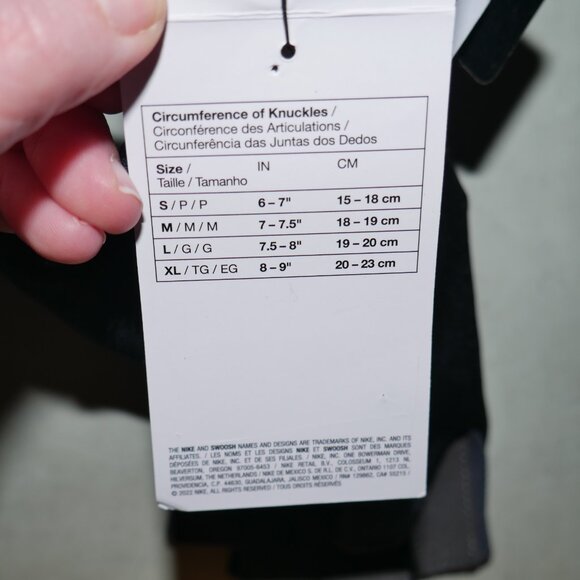 Nike Women's Strength Training Gloves Half Finger Weightlifting Crossfit Fitness - Picture 4 of 6